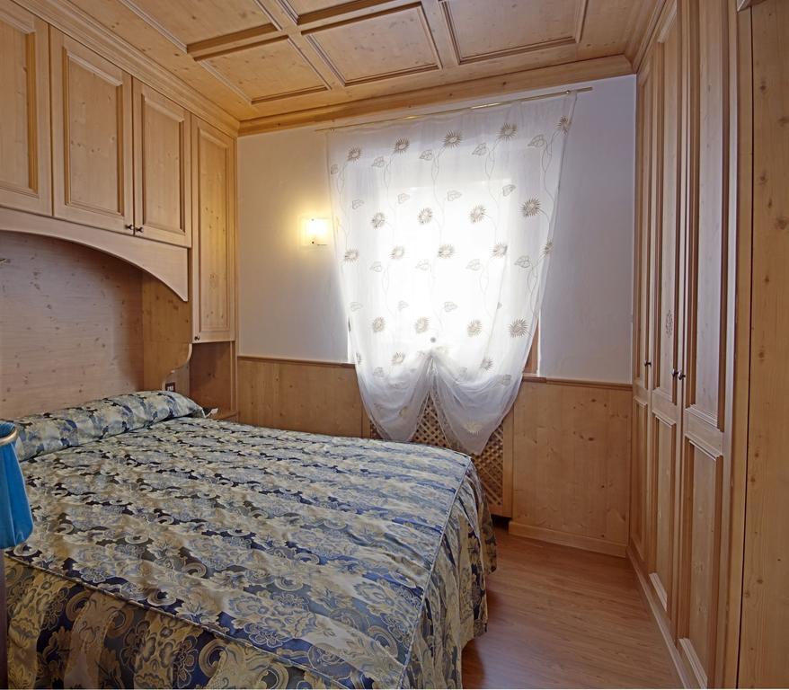 Appartamenti Barisetti コルティーナ・ダンペッツォ 部屋 写真